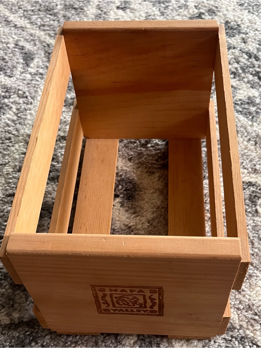 Vintage Napa Valley Box Company wooden storage crate. 10x6